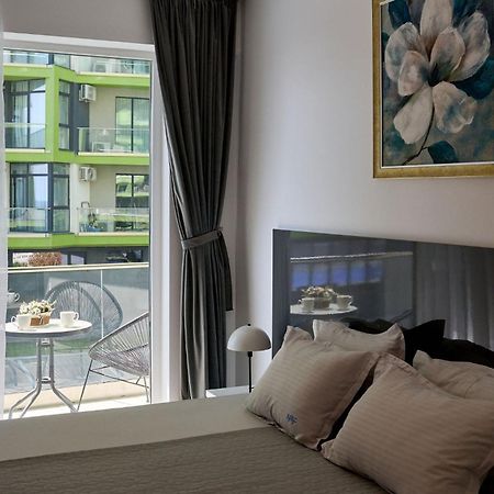 Maya Apartment- Spa N Pools Beach Resort Мамая Екстериор снимка