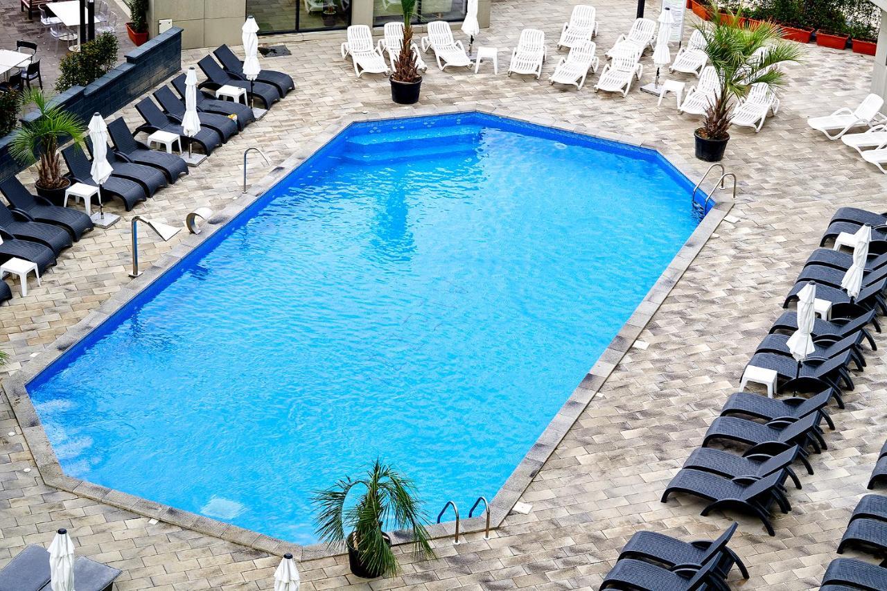 Maya Apartment- Spa N Pools Beach Resort Мамая Екстериор снимка