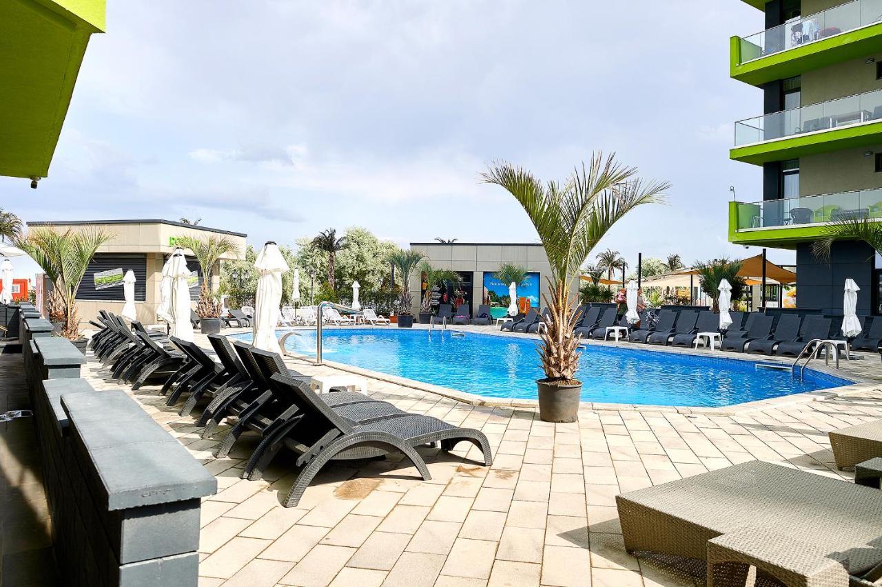 Maya Apartment- Spa N Pools Beach Resort Мамая Екстериор снимка